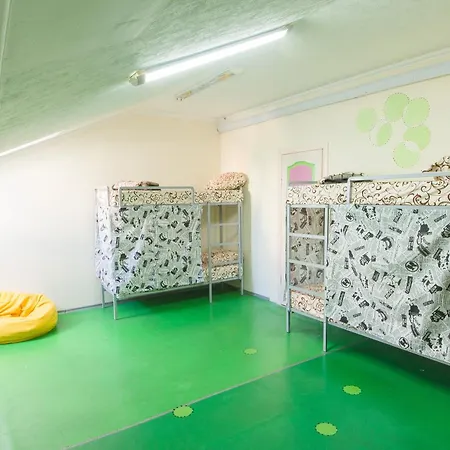 Hostel Lucky на крещатике Kijów